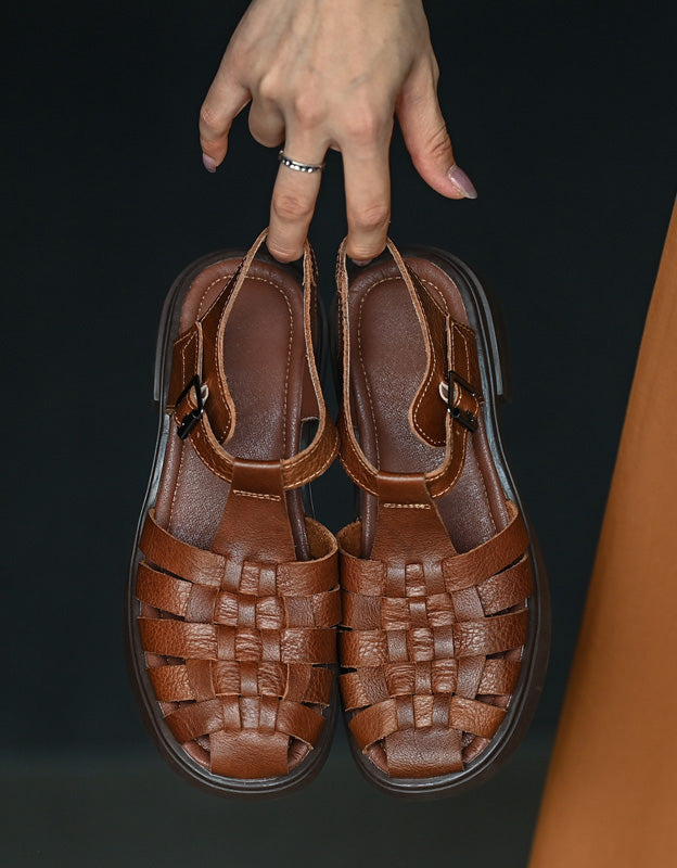 Op maat gemaakte en comfortabele orthopedische zomersandalen