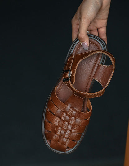 Op maat gemaakte en comfortabele orthopedische zomersandalen