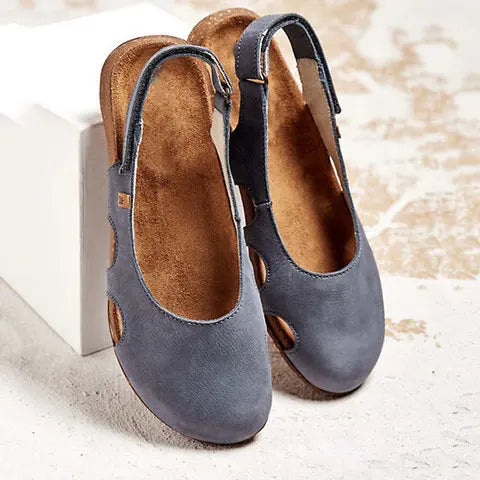 Modieuze ondersteunende orthopedische zomersandalen