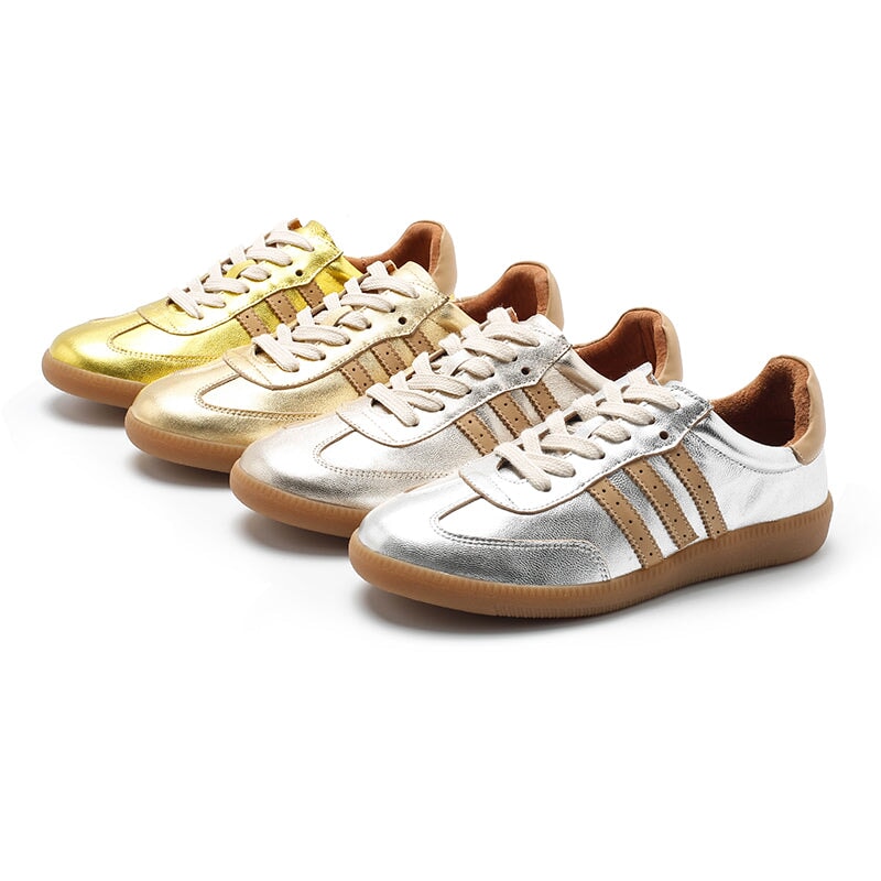 Elegante en gedetailleerde ondersteunende zomersneakers