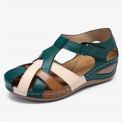 Modieuze ondersteunende orthopedische zomersandalen