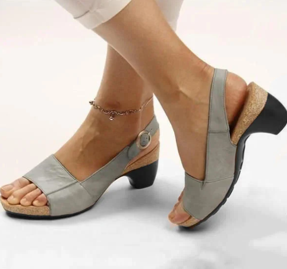 Gepolijste en ademende orthopedische schoenen